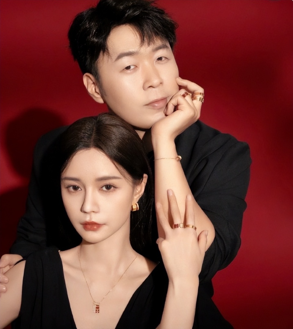 杜海涛沈梦辰合体代言某珠宝,网友:这么恩爱,什么时候办婚礼?