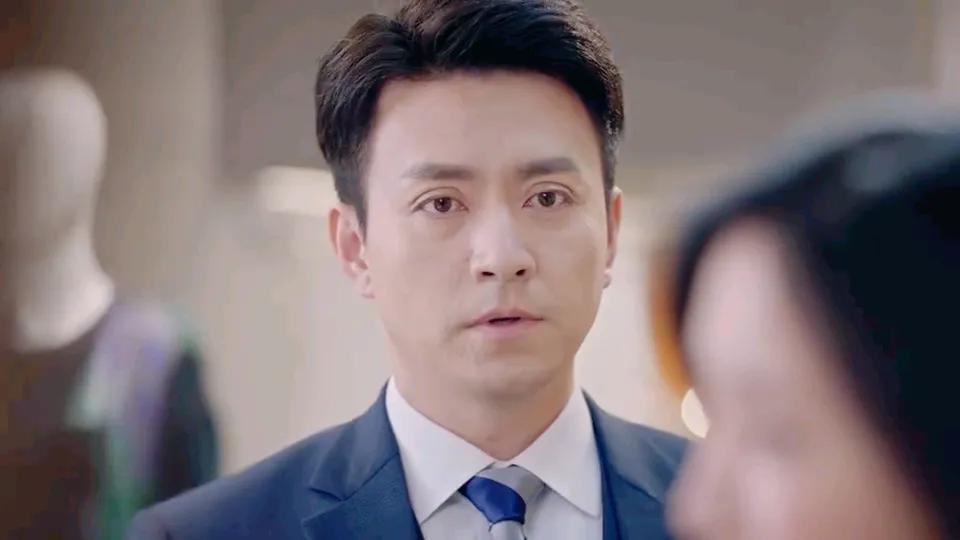 繁华似锦王驾麟曾因断浪出圈从电眼帅哥到泯然众人他太没事业心