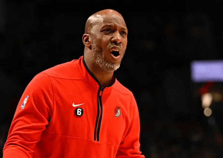 根据记者landon buford的报道,多位消息人士透露,开拓者预计很快会和