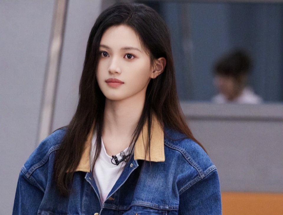 刘昊然凭一档综艺,竟重获"少年感",网友却磕起他和女嘉宾的cp