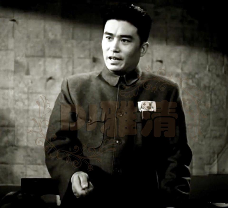 "银幕将军"陈戈 52岁瘫痪在床 妻子对其不离不弃 四个子女都很出色