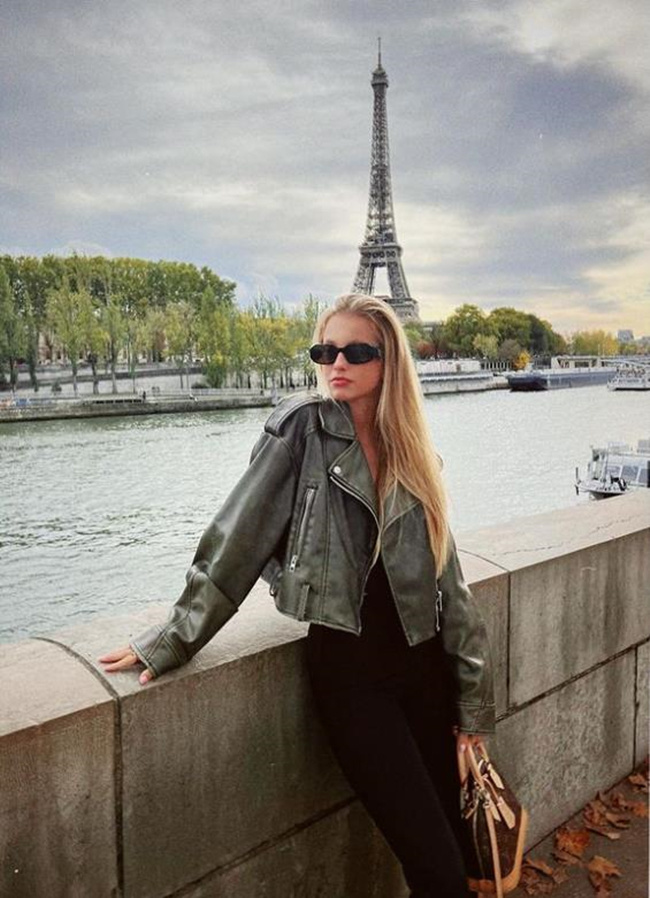 真会搞事菲利克斯18岁女友再引争议我现在和内马尔在一起