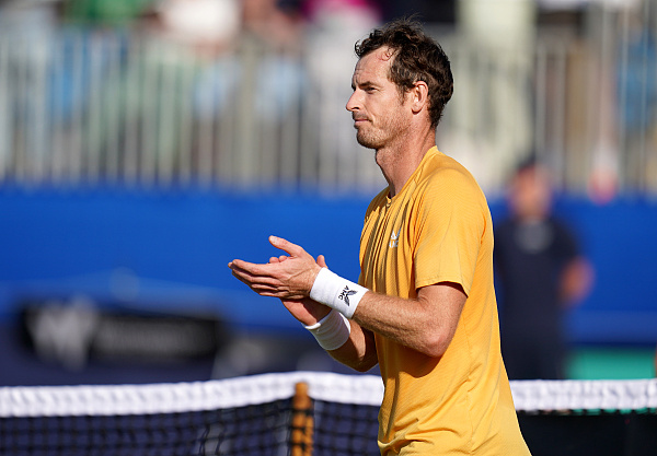 两盘不敌偶像穆雷布云朝克特继续草地追梦