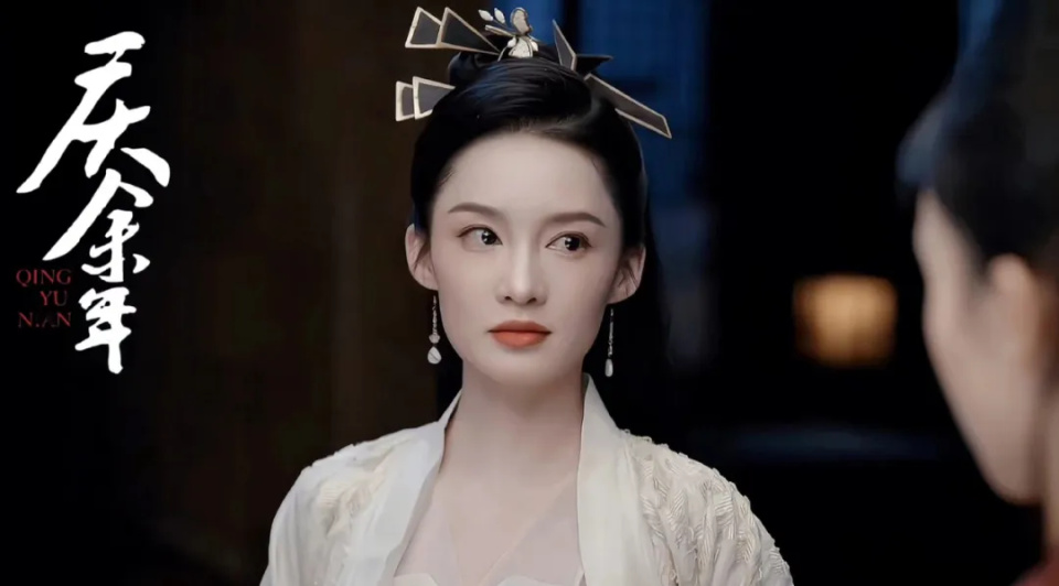女演员长相很重要,《庆余年2》同样34岁的李沁和金晨,差异明显