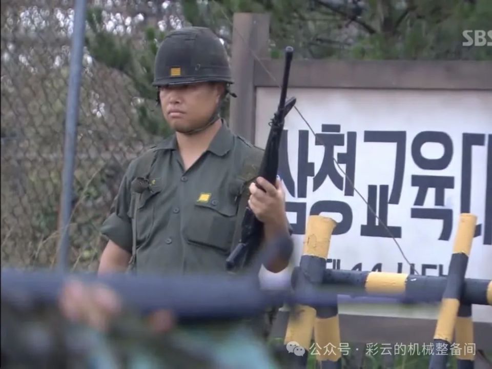 【娱乐向】韩式三清队军圈沉迷戒除学校招生广告