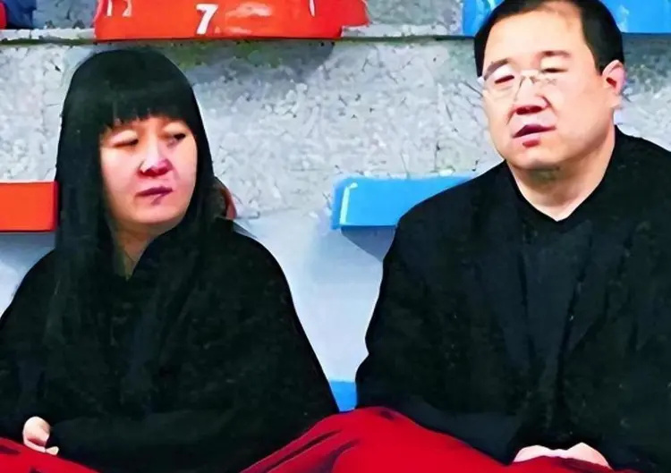 北大才女梁欢：非做小三也要嫁给英达26年后她比宋丹丹还要不幸_腾讯新闻