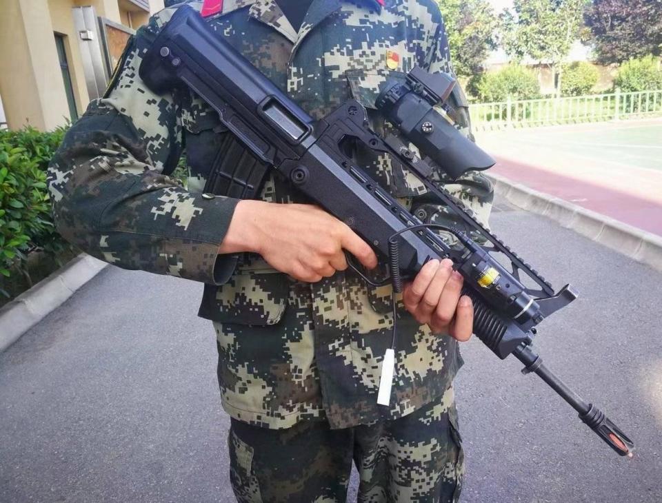 95–1步枪魔改颜值高,增强战术拓展,老装备稳定还是有升级必要_腾讯