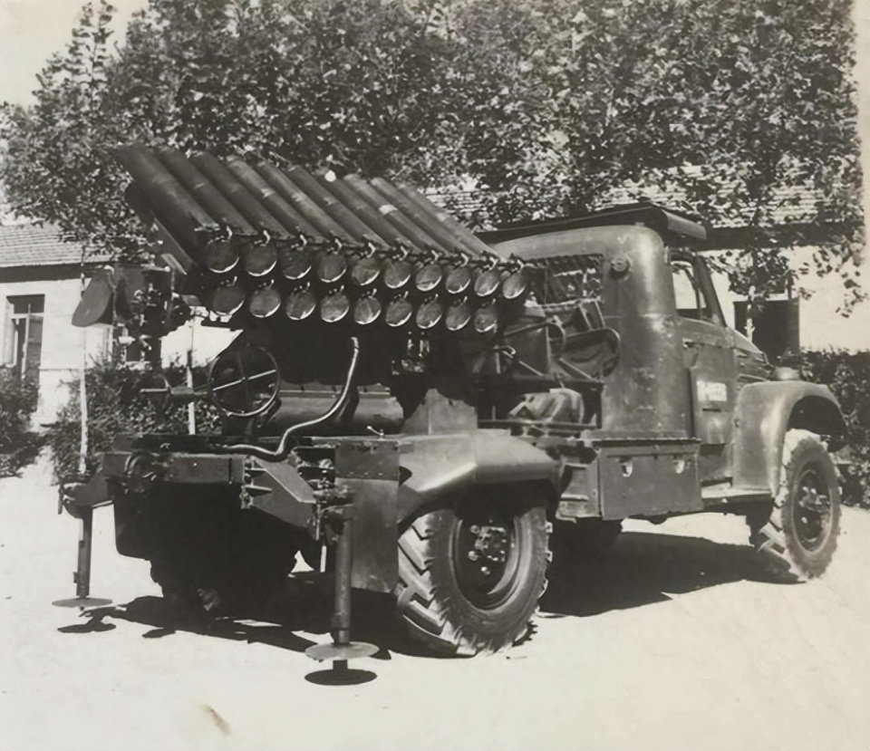 中国63式107毫米火箭炮,与ak47和rpg并列有名,仍在续写传奇_腾讯新闻