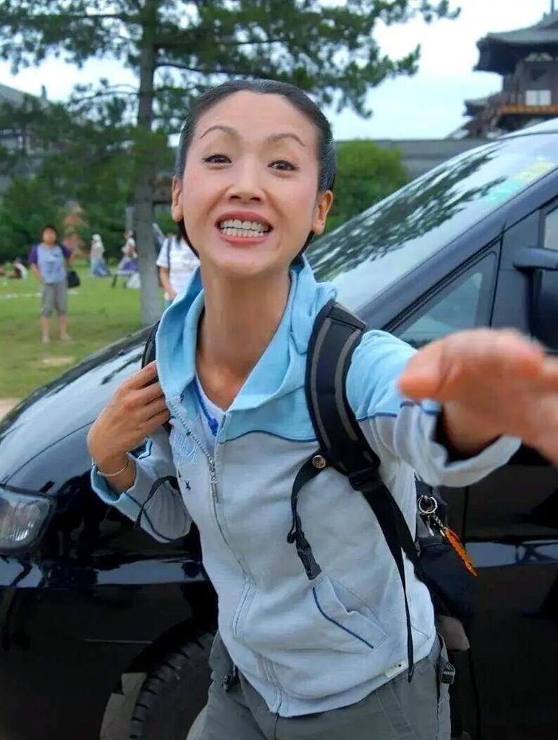 57岁吴倩莲近况曝光!嫁美籍华人生下一子,如今满头白发让人唏嘘