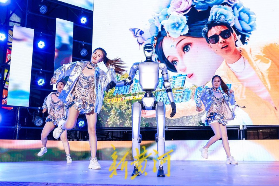 泉水与热浪共舞！2025济南体育半程答卷亮点纷呈