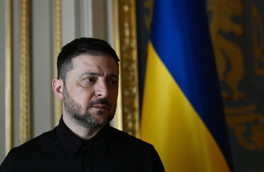 �ھ�һ���Ӷٰ�˹���� �վ��Ͱ׼�100�����