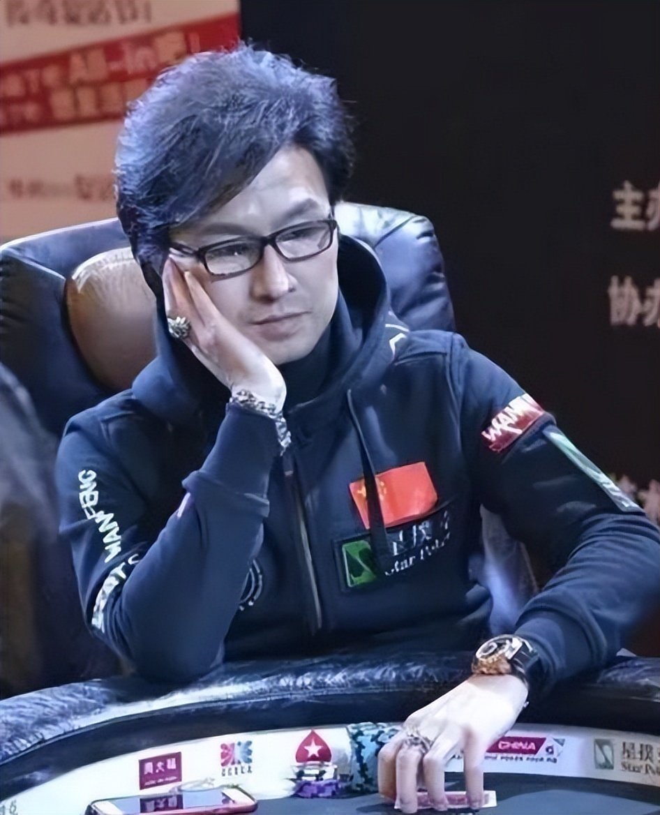 葛荟婕开直播炮轰汪峰"嗜赌成性",不理解章子怡为何会看上他