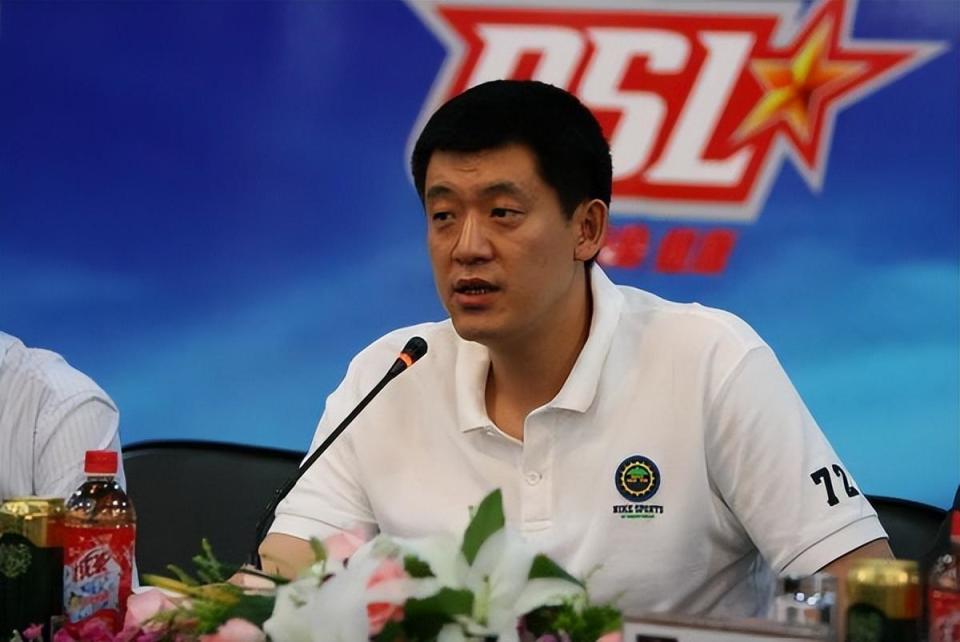 cba"虎王"孙军:妻子是貌美女主持,女儿身兼多职,进军娱乐圈