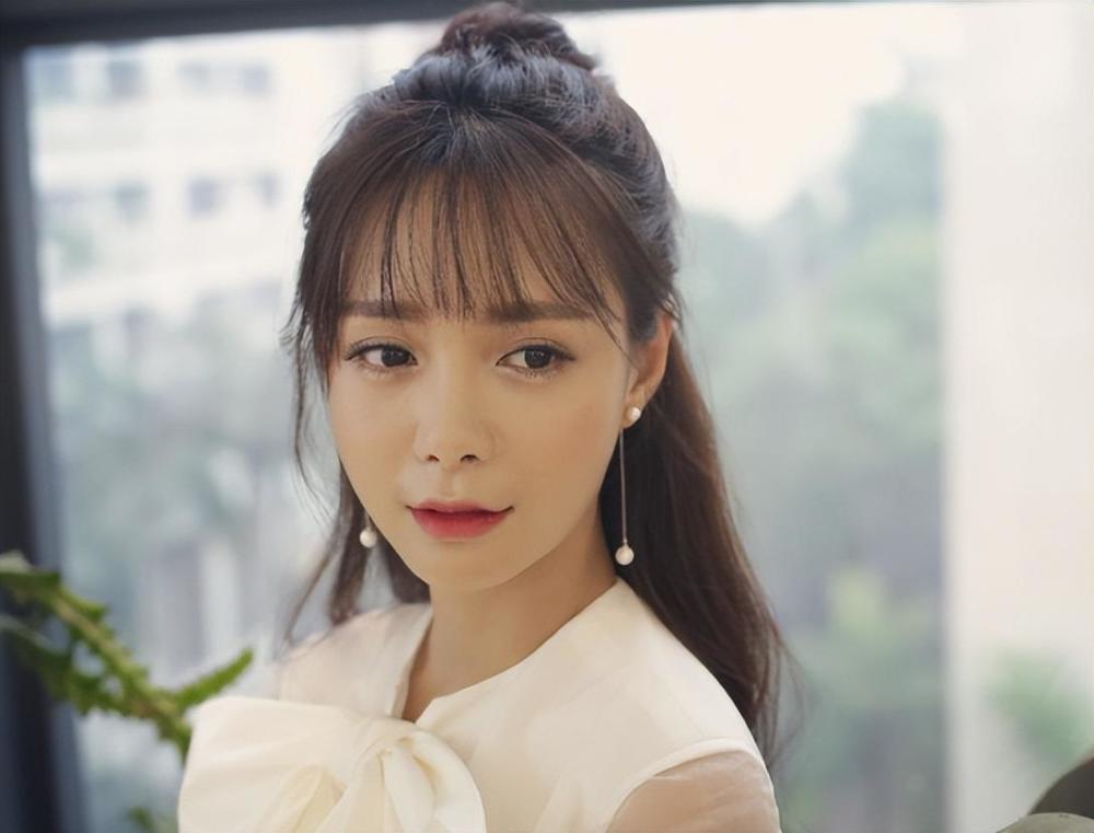 沈梦辰:领证1年没婚礼,被杜海涛屏蔽朋友圈3个月,她得到了什么_腾讯