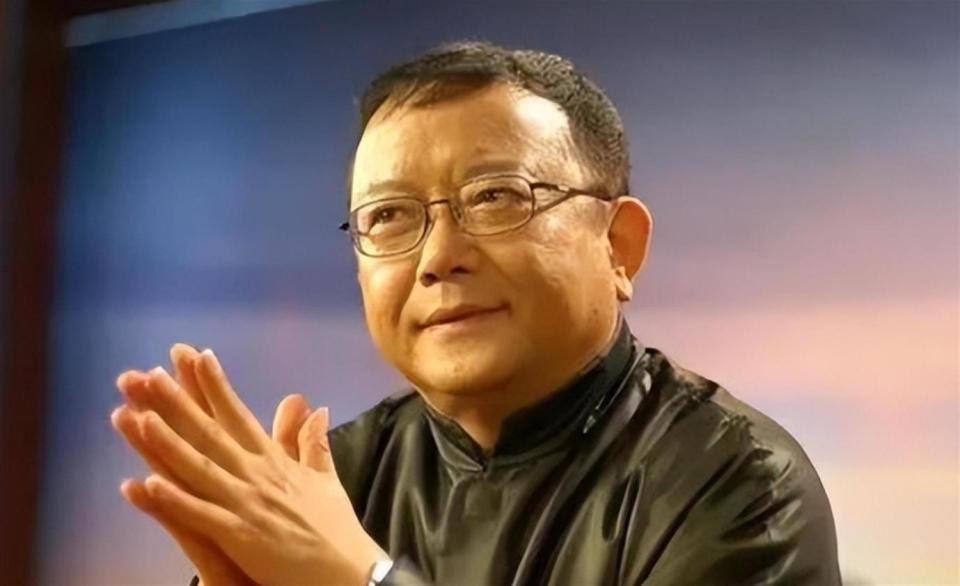 事实证明，被传卖掉上亿豪宅移民美国的王刚，已经走上另一条大道_腾讯新闻