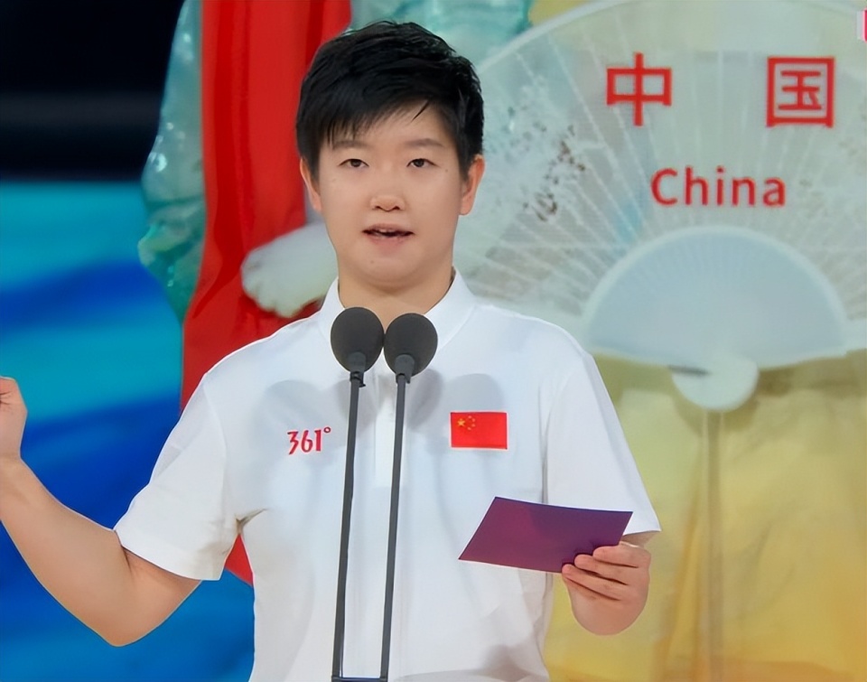 亚运会开幕式国乒身影:火炬手樊振东气宇轩昂,孙颖莎宣誓太酷炫_腾讯