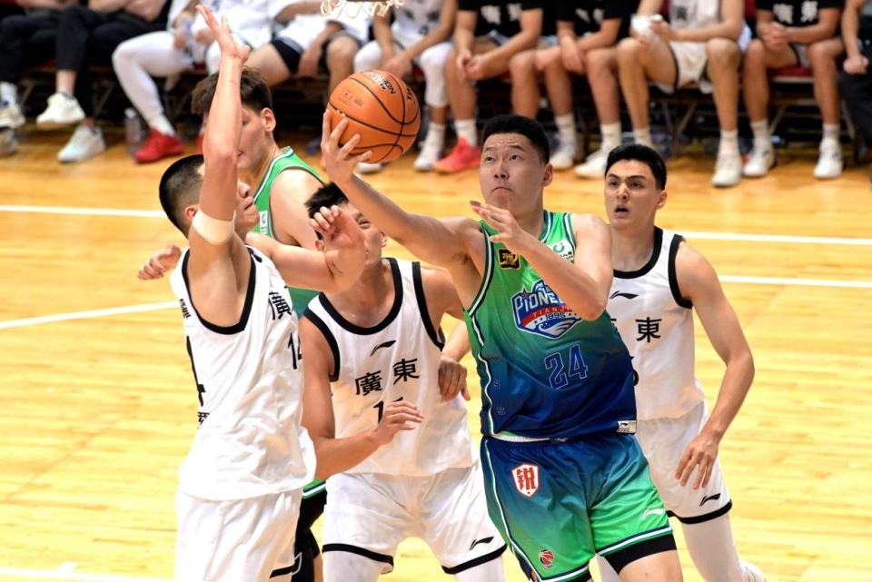（体育）篮球——香港超级工商杯国际邀请赛赛况