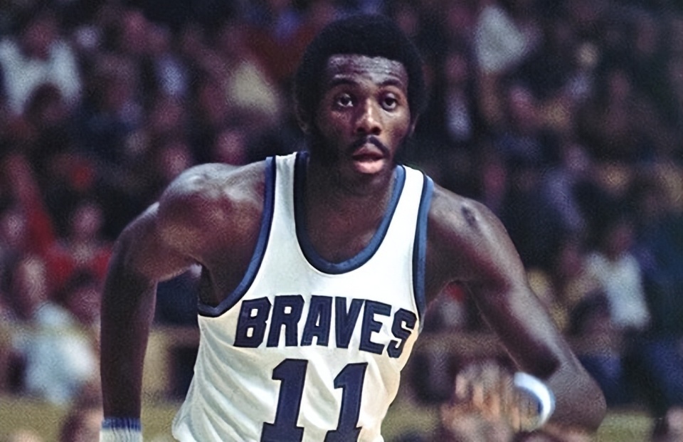 生涯第三赛季获得mvp有多难?历史仅8人做到,现役1人上榜_腾讯新闻