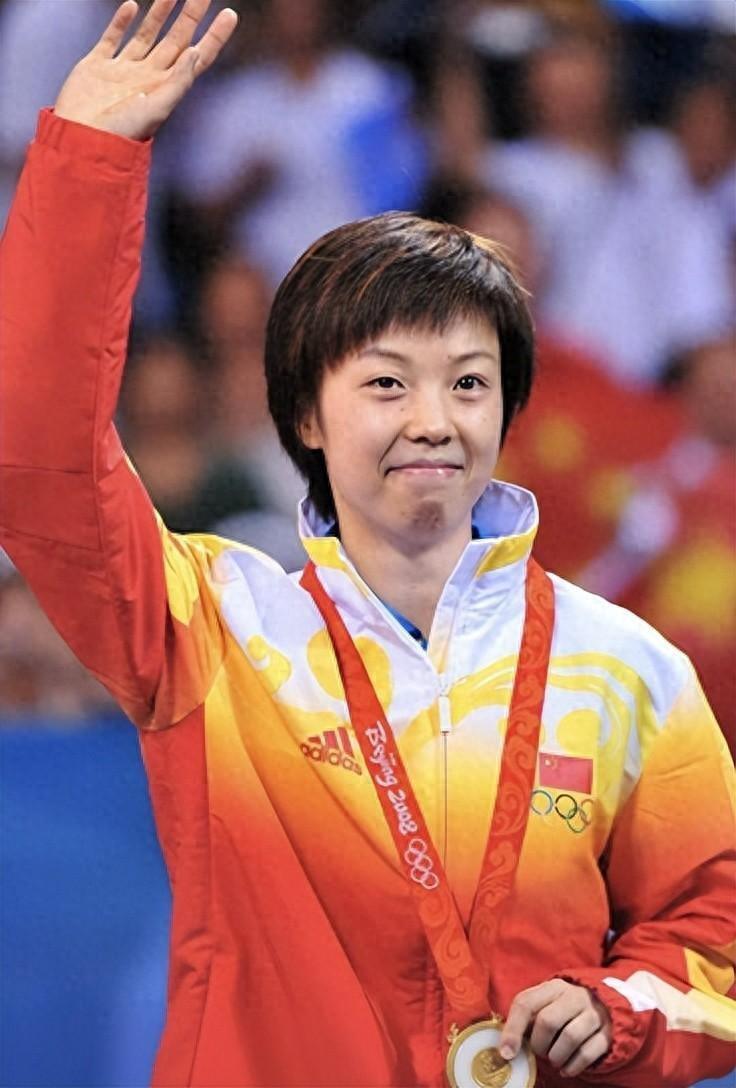 张怡宁:闪婚嫁给袁立前任,生下一儿一女,结婚14年被宠成宝_腾讯新闻