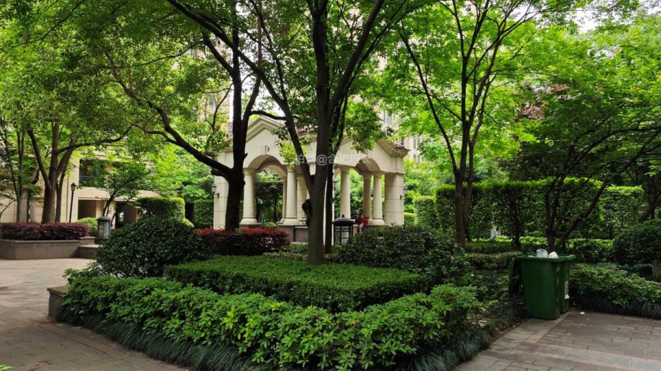 合肥首个外立面纯石材干挂的住宅,实探包河区绿城玉兰公寓!