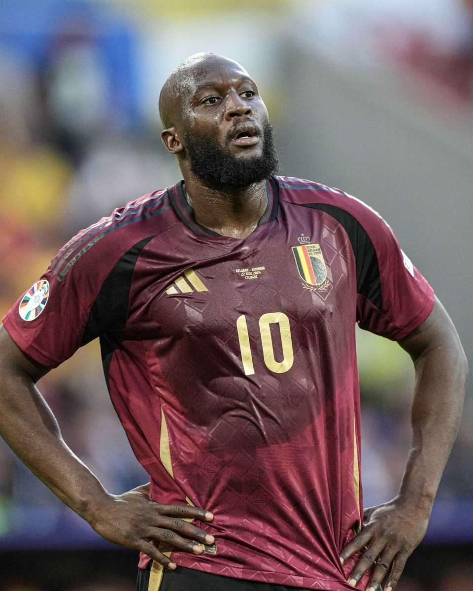 卢卡库三入球门而被var吹出,谁是本届欧洲杯最不高兴的人?