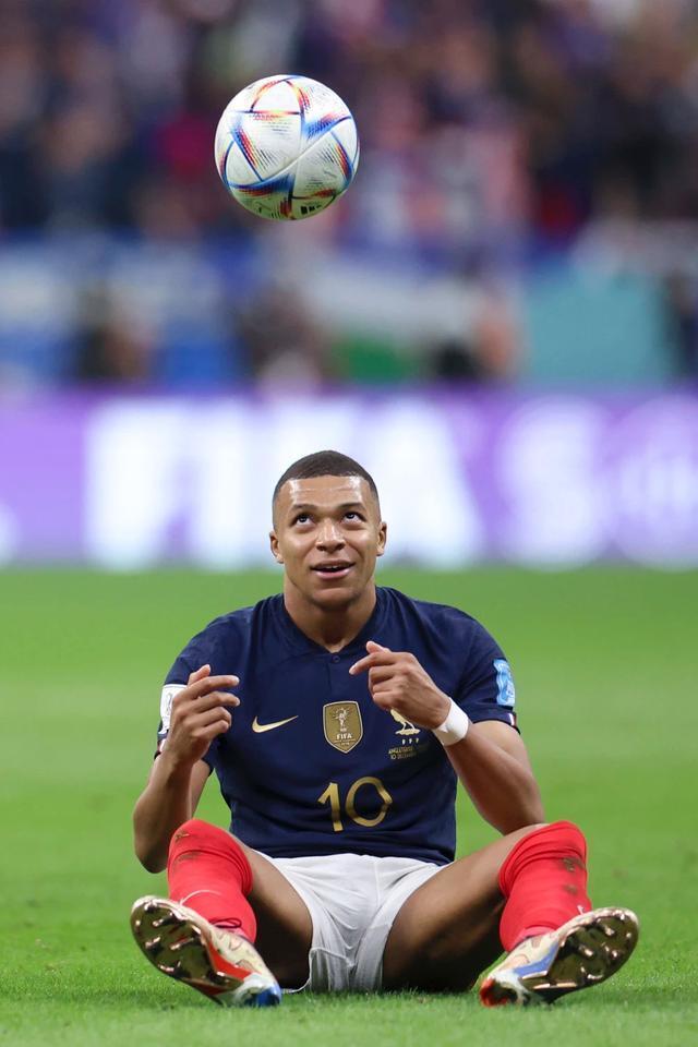 纳赛尔不满姆巴佩出走,竟向他"索要1亿费用",已成为大笑柄