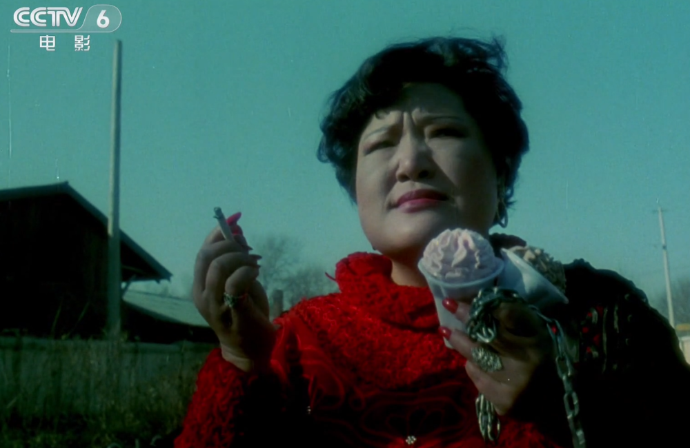 《中俄列车大劫案》上映于1995年,距离93年的真实事件不过短短两年,而