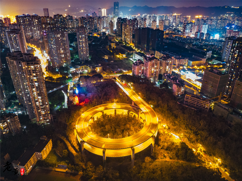 重庆夜景有多美,航拍九图给大家瞅瞅,有立刻出发的冲动吗?_腾讯新闻