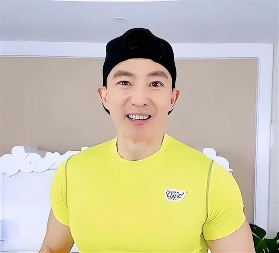 刘畊宏：热度褪去后，网红残酷的真相，在他身上表现得淋漓尽致_腾讯新闻