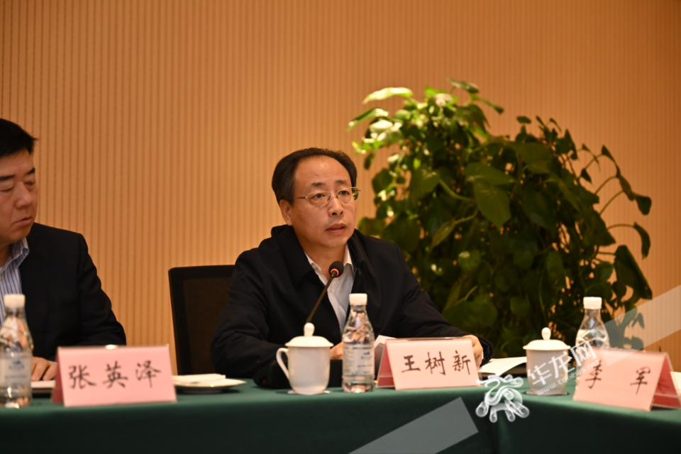 关于地坛医院代挂专家号加代问诊高效率服务的信息