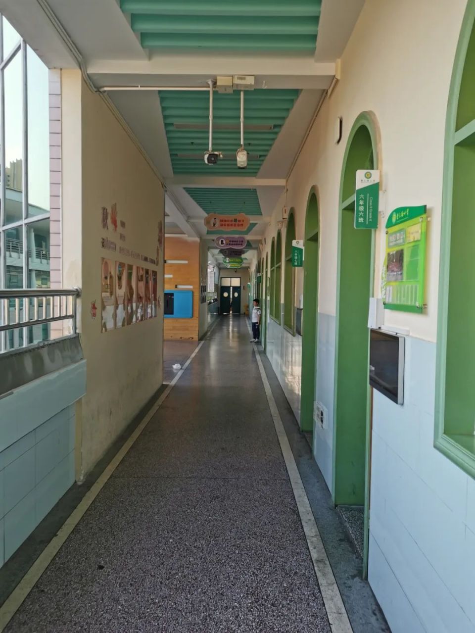 事实上,崇仁路小学是武汉乃至全国最早一批进行素质教育实验改革的