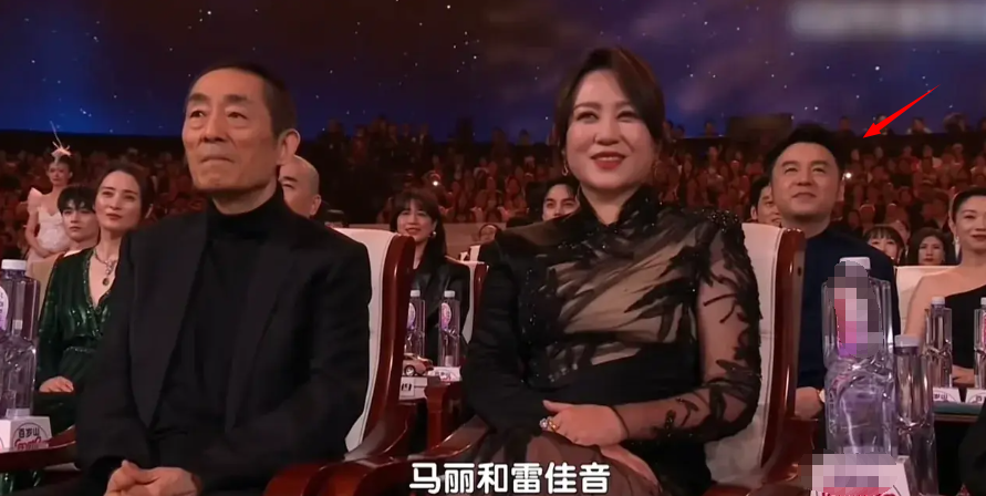 65岁冯小刚又坐第二排,从独孤求败到透明人,他的结局已注定