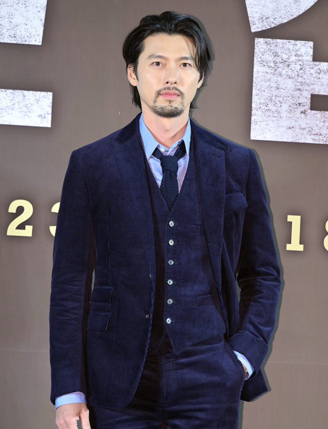 玄彬当爸后首度公开露面谈得子感想幸福满满留胡子形象大变