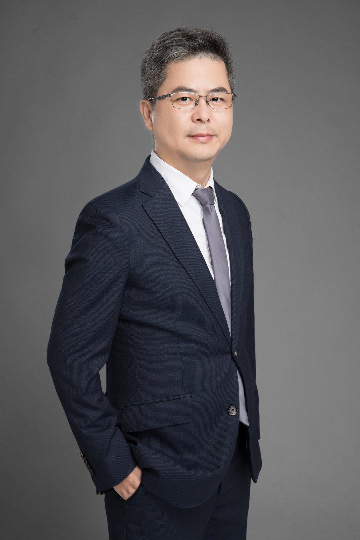 倾谈过1万多个或雄心万丈或意志消沉的创业者后，他写下了这本书_腾讯新闻
