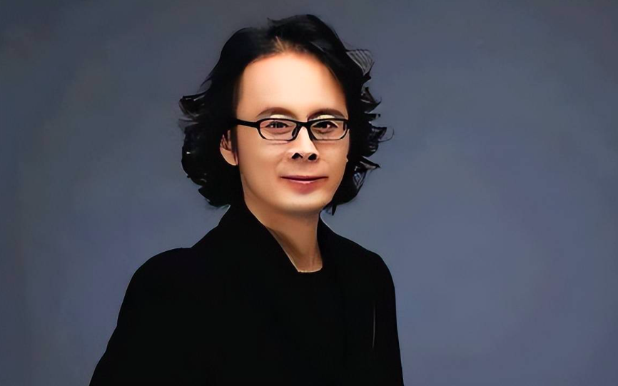 几个月后,唐磊收到对方的问候,两人在北京相见,但没几天后,曾梦捷就