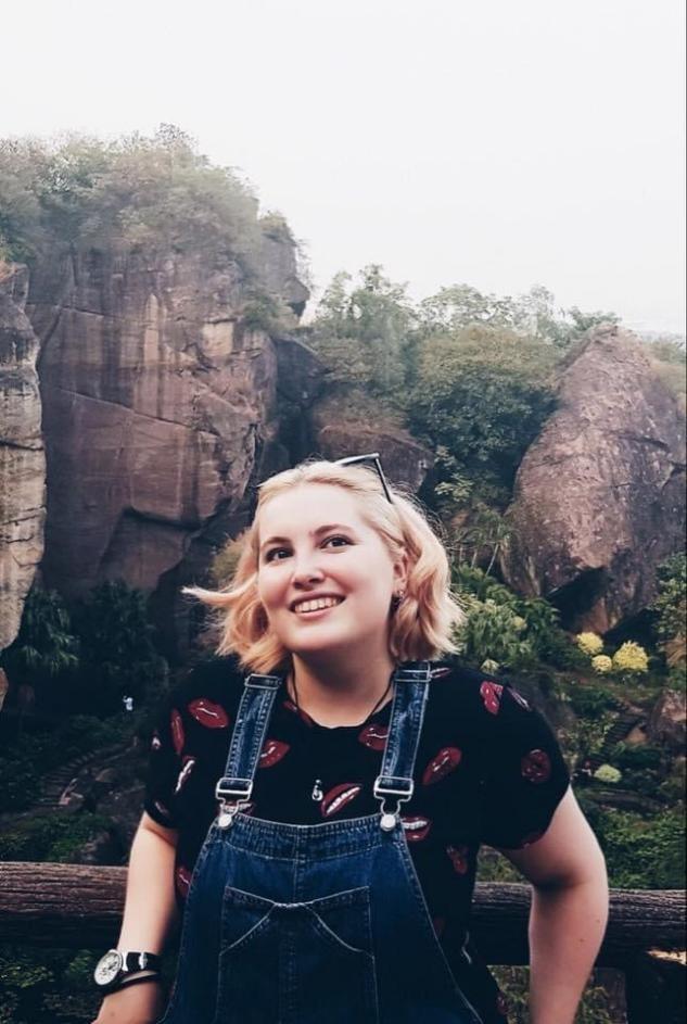 我,俄罗斯姑娘,跟大6岁中国男友同居,回国后他却娶了别的女人