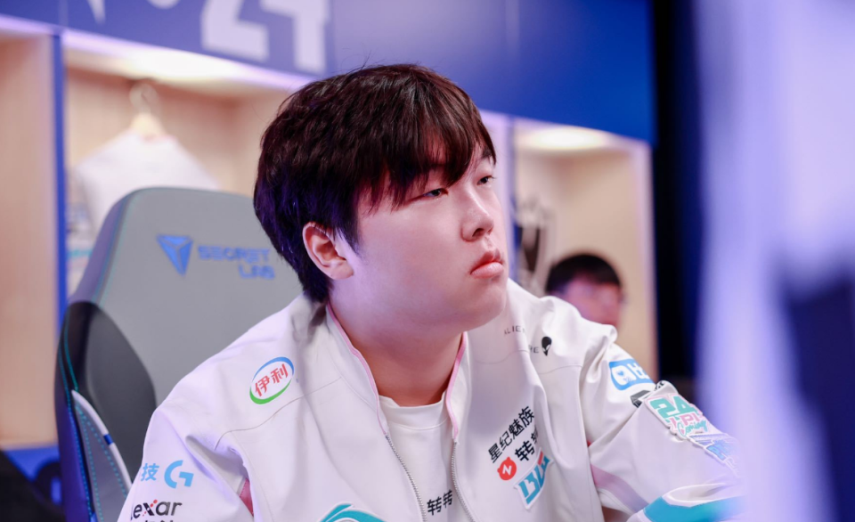 dota2选手集体诅咒BLG，希望他们输给T1，生怕被LOL抢走热度_腾讯新闻
