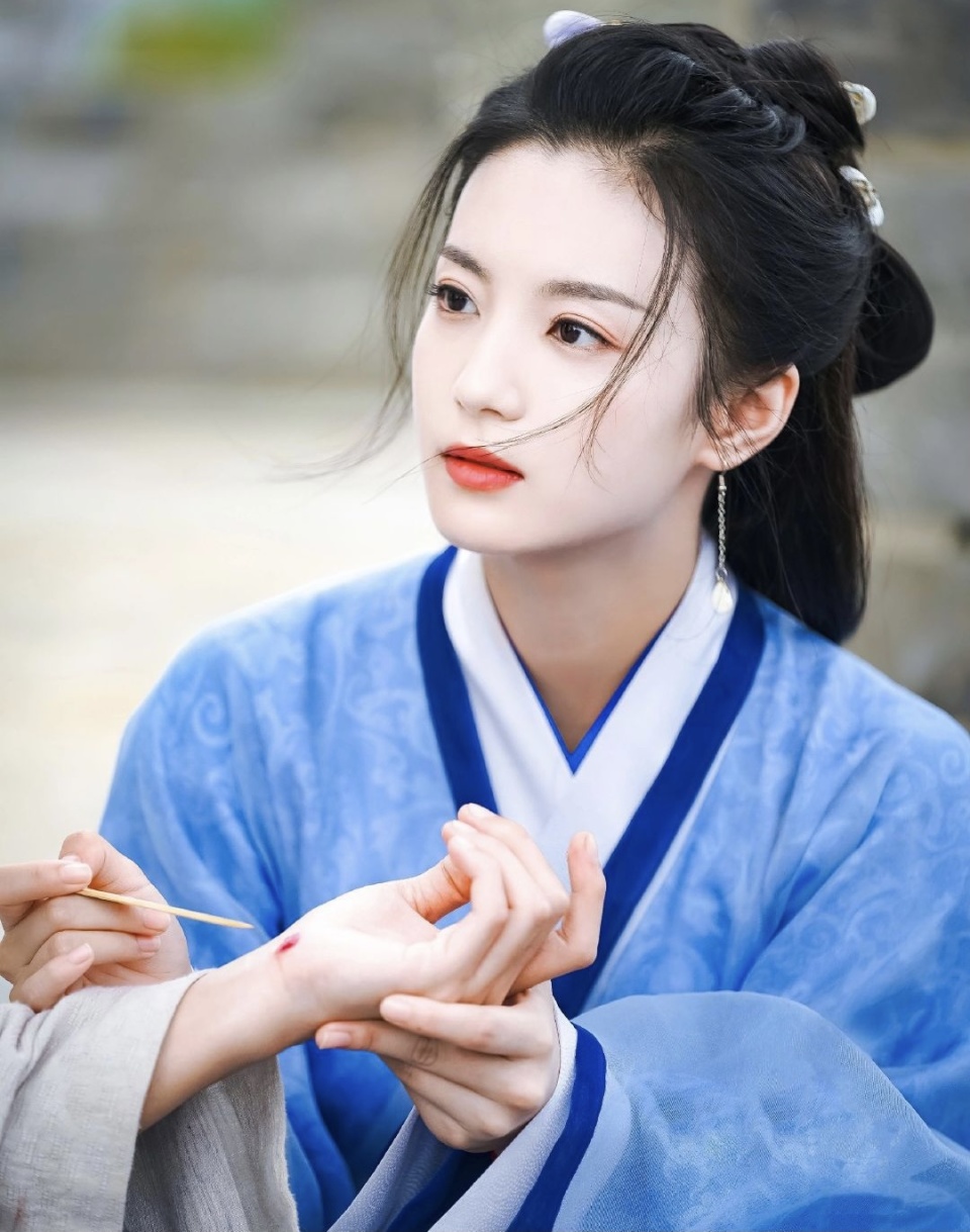 《女将星》花落周也,丞磊,呼声最高的张雅钦资源确实太虐!_腾讯新闻