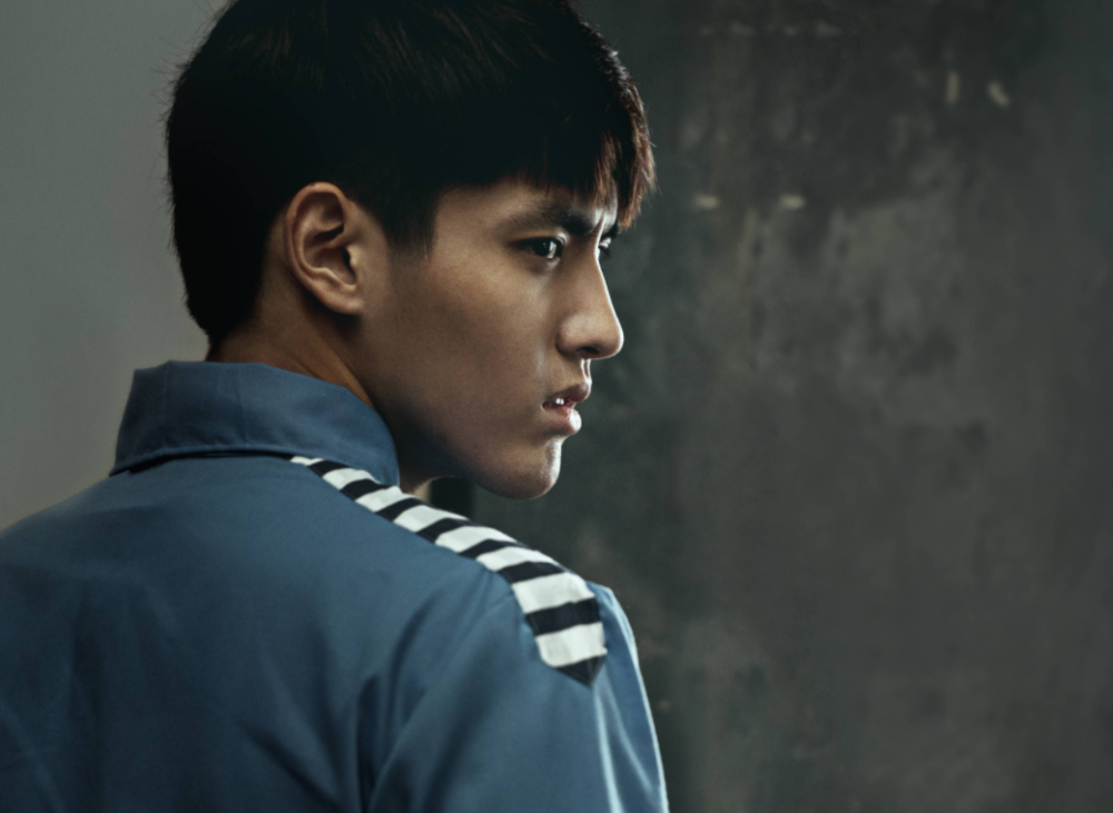 没想到事件还有最新进展,中国政法大学教授马皑称,吴亦凡强j的女性中