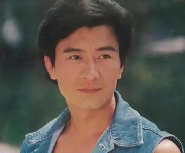 周里京：凭《人生》红极一时，29年不敢忘亡妻，清高一生误艺途_腾讯新闻