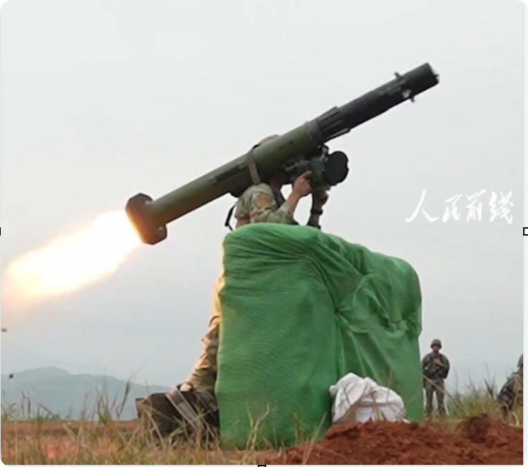GAM-100装备解放军，与HJ-12形成高低组合，成为反坦克的“利刃”_腾讯新闻