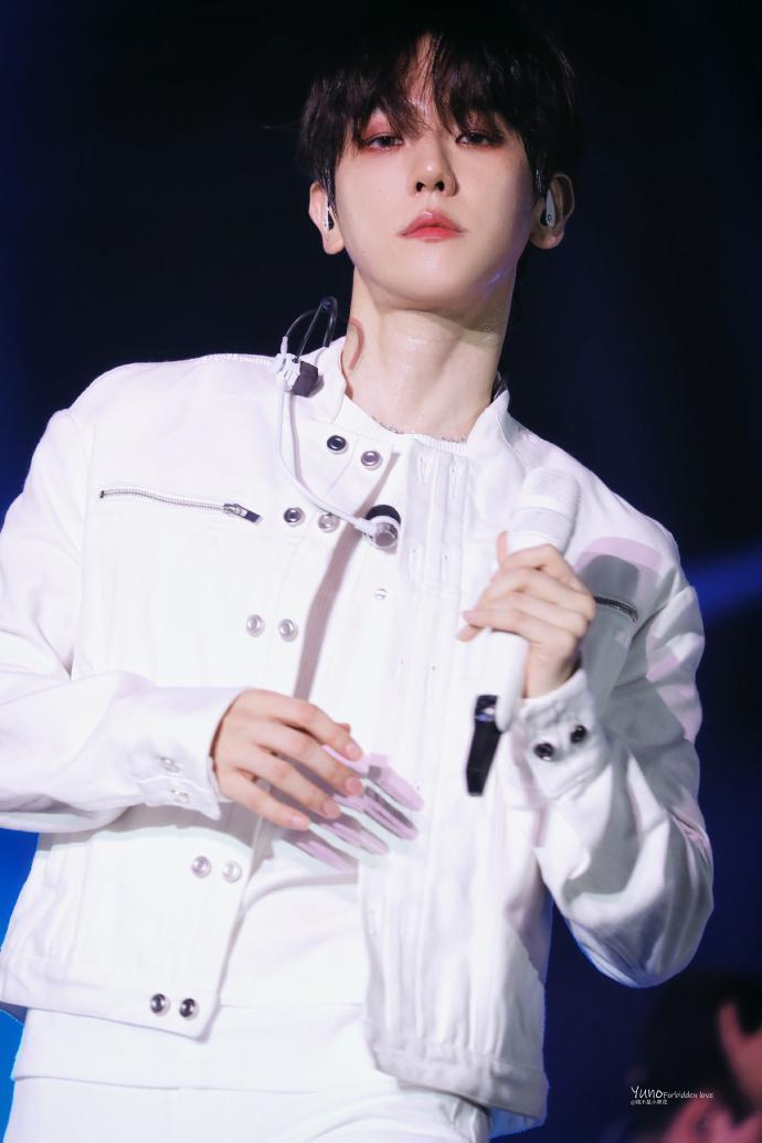 exo成员召开记者会,sm娱乐公司回应,边伯贤演唱会上公开发声