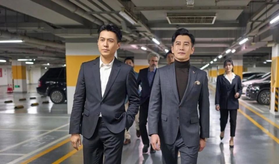 出道多年默默无闻,《凡人歌》他因"不要脸"出圈,和靳东已8搭