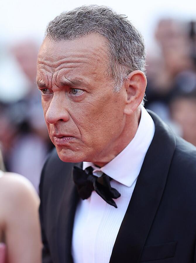 汤姆汉克斯夫妇戛纳红毯被赶,二人原地发火回怼,仪态尽失