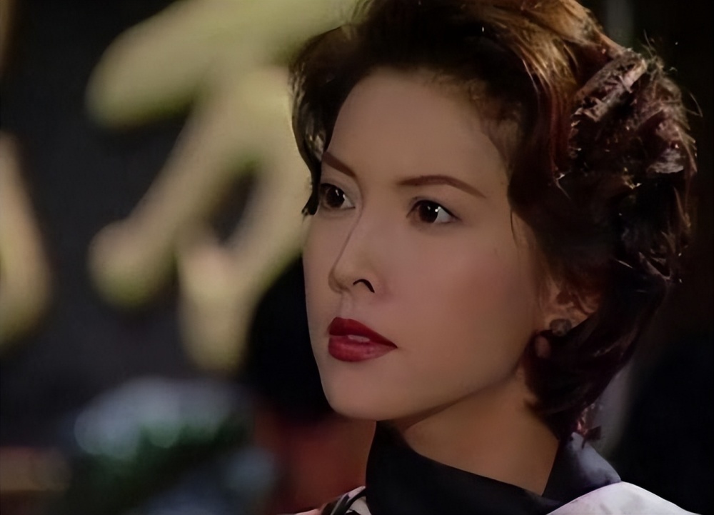 [媒体报道]-被王晶怒骂的李婉华:曾靓绝tvb,吴镇宇初恋,缘何巅峰期