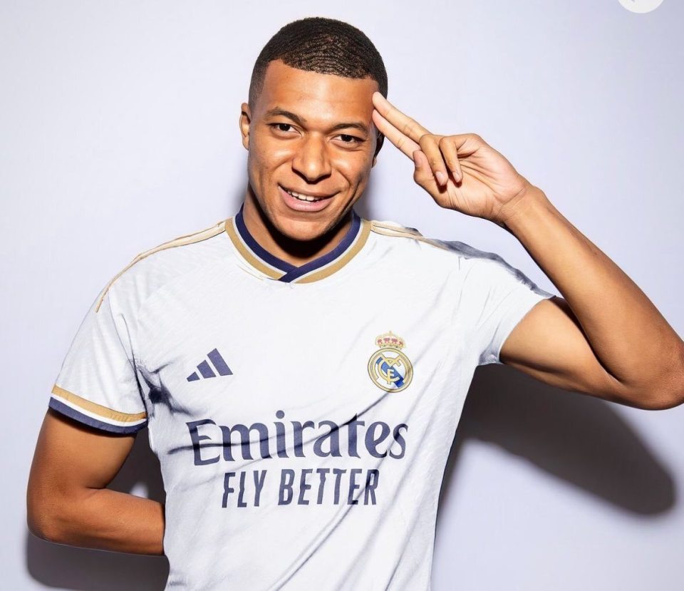 曝姆巴佩已与皇马签约 降薪一半 签约5年 穿10号