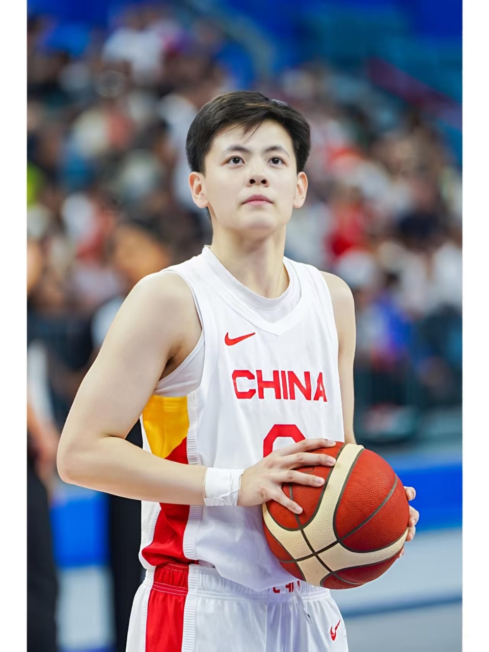 杨舒予逆袭蜕变,用实力撕掉"花瓶"标签