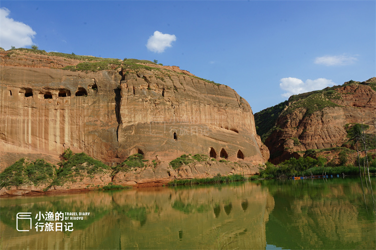 自动扶梯千万不要坐,走上去就十来分钟哈哈哈.