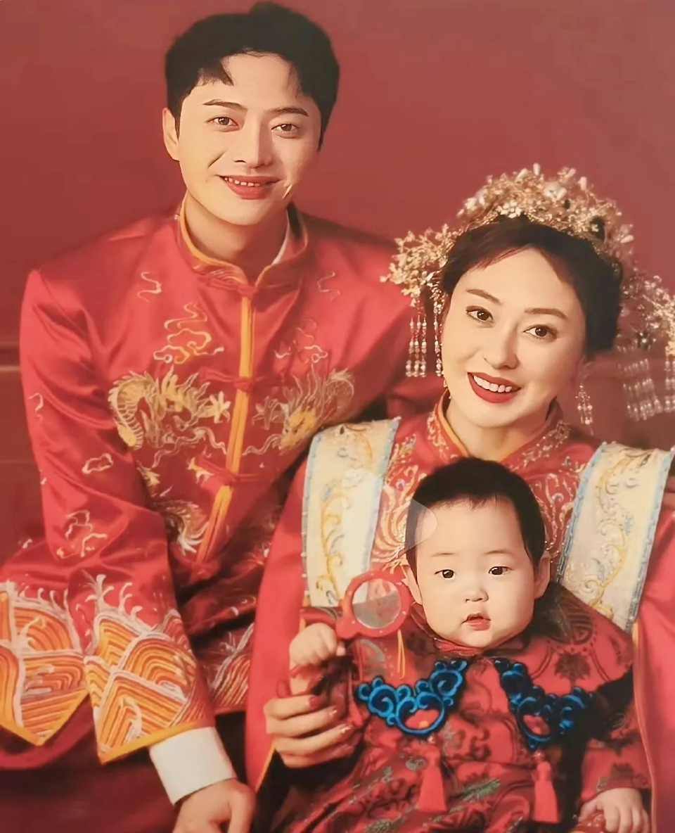 《唐诡2》韩承羽:硕士毕业演技却被嘲,33岁结婚生子还要当校长