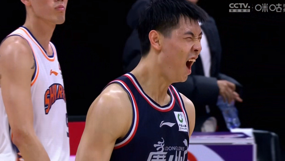 三分狂铁残阵令广州队惜败热血防守撕咬至最后球迷真顽强